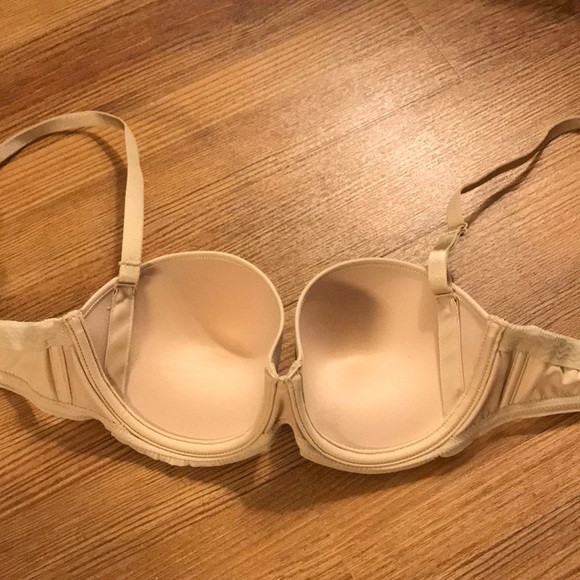 Like New Chantelle Sensua Convertible Push-Up Bra - Picture 7 of 9